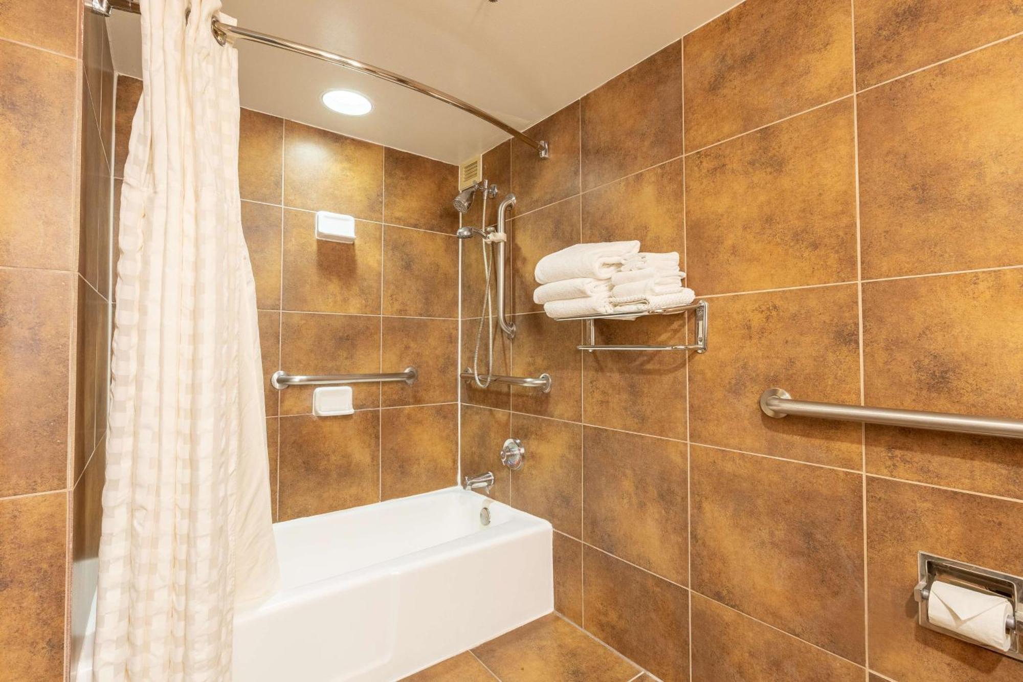Doubletree By Hilton Dallas/Ричардсън Екстериор снимка